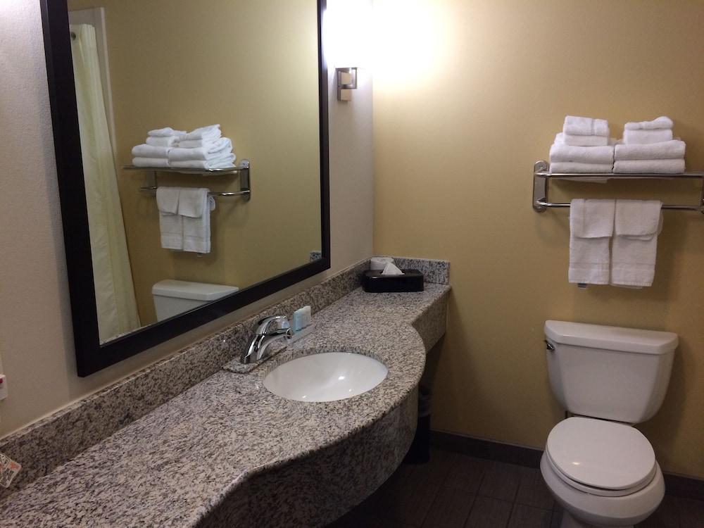 Sleep Inn & Suites Indoor Waterpark Liberty Extérieur photo