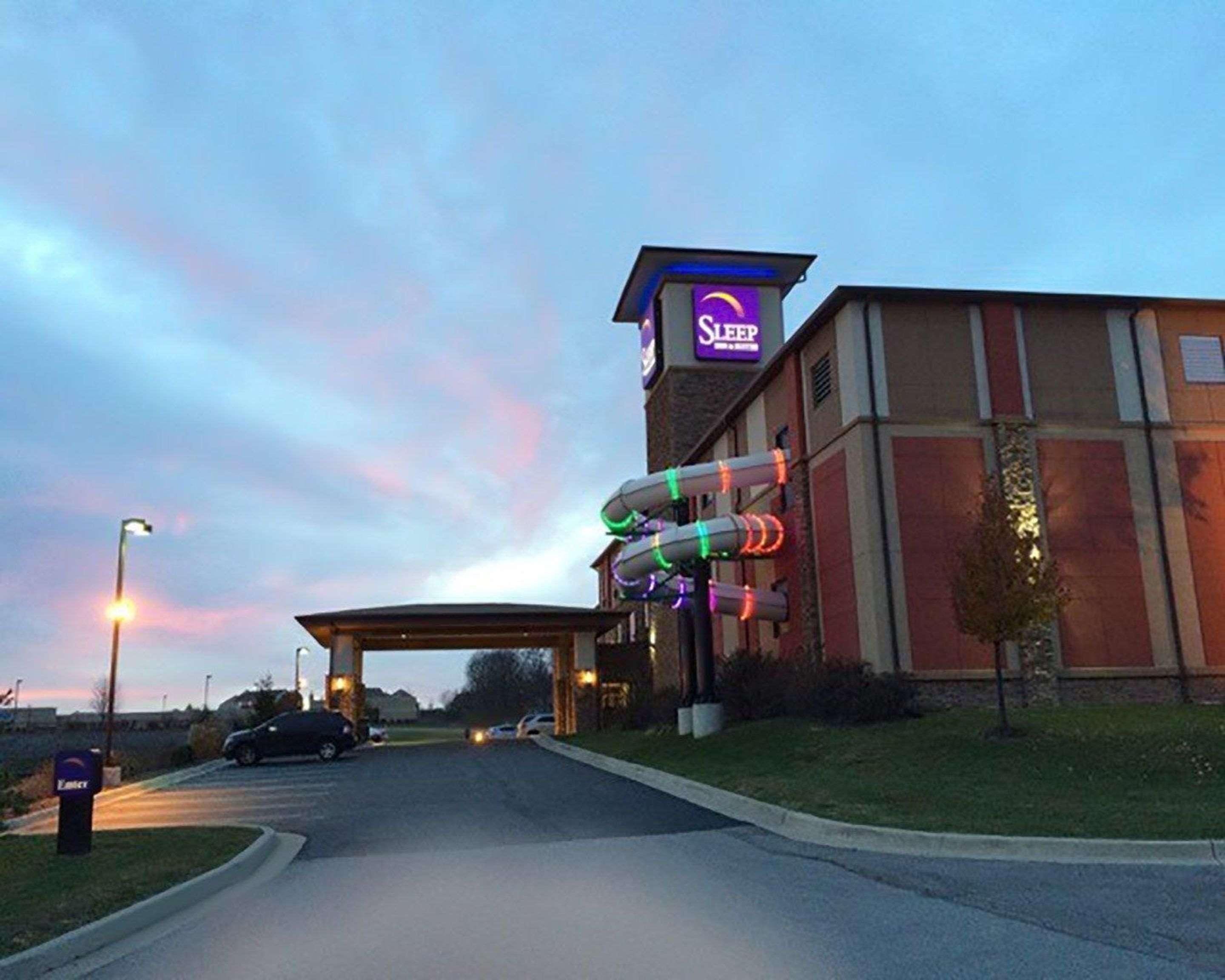 Sleep Inn & Suites Indoor Waterpark Liberty Extérieur photo