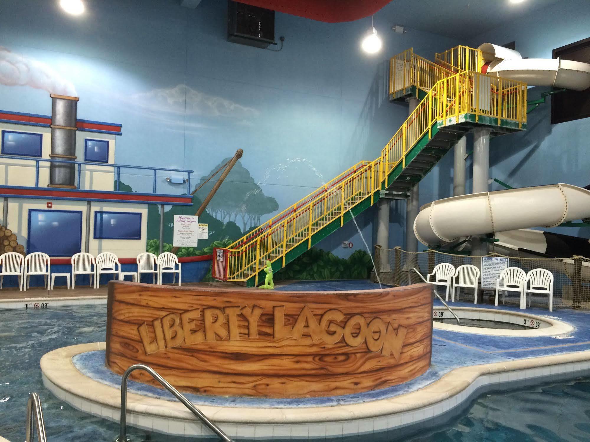 Sleep Inn & Suites Indoor Waterpark Liberty Extérieur photo